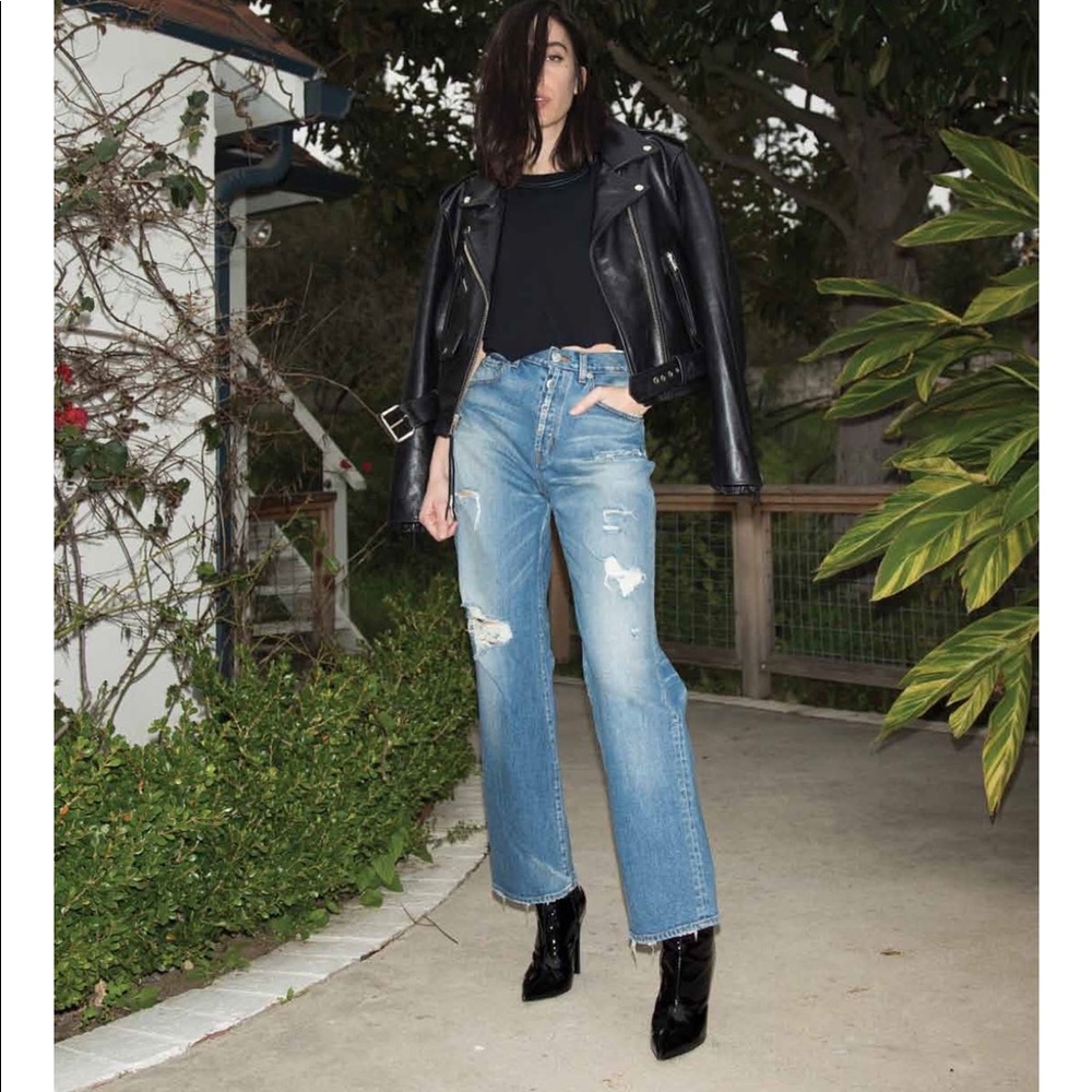 {ADAPTATION} JEANS